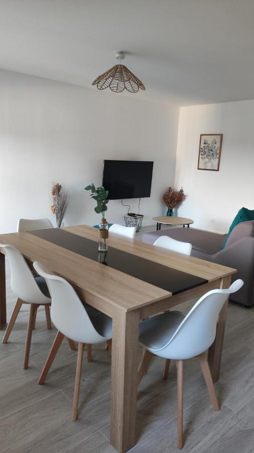 Calypso- Grand T3 70 M2 - Arrivee Autonome - Parking Prive Gratuit Apartment Melun Exterior photo